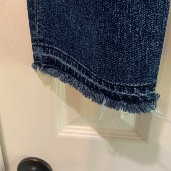 Old Navy Mid-rise Boyfriend Jeans, Size 14 - Picture 4 of 9